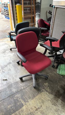 FREE OFFICE CHAIR