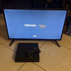 PS4 and 32” Smart TV