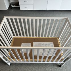 Movable And Foldable Baby Infant Or Toddler Crib