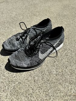Oreo Flyknit Racer Size 10.5