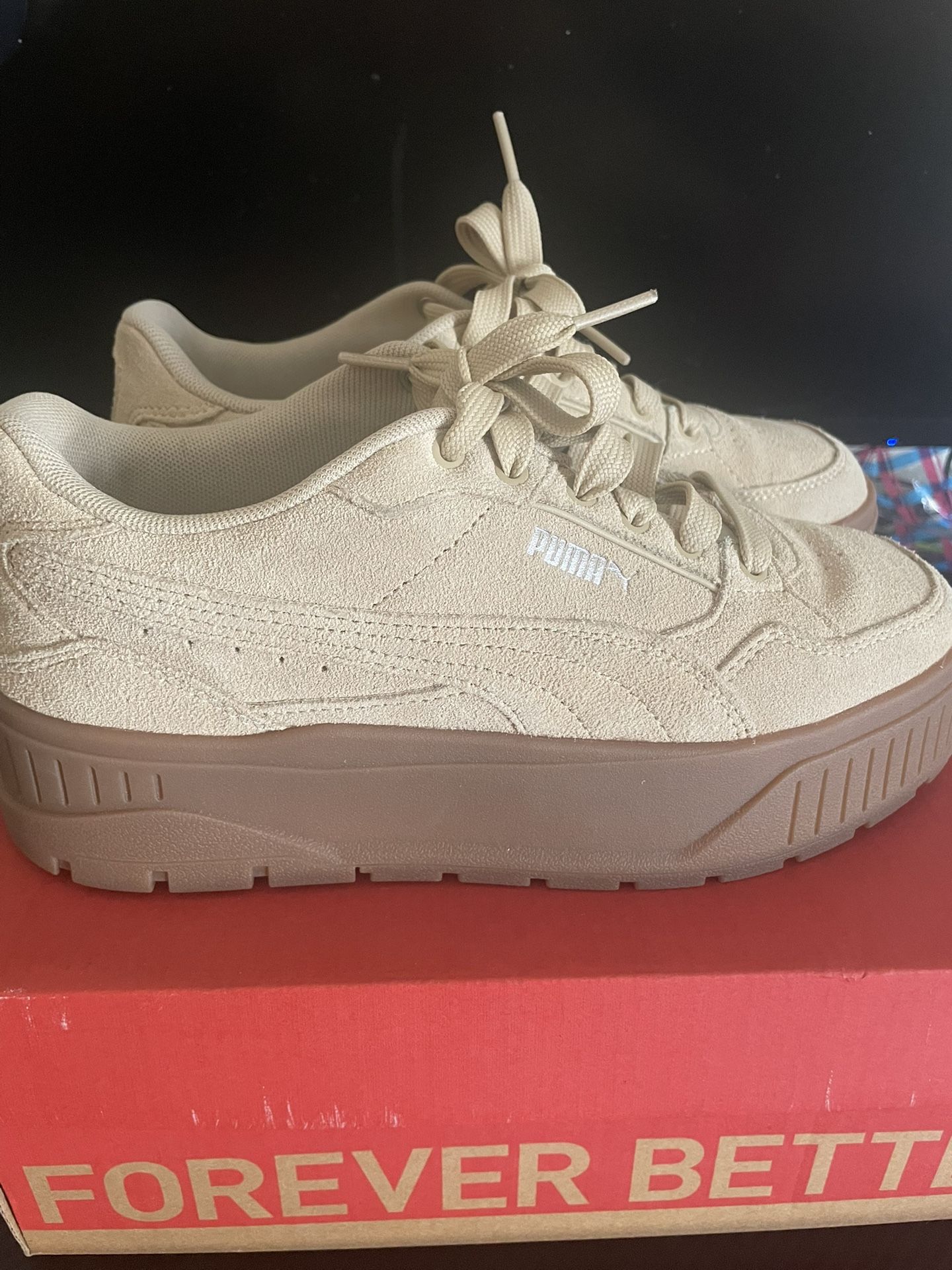 Toasted Almond Pumas NEW ***