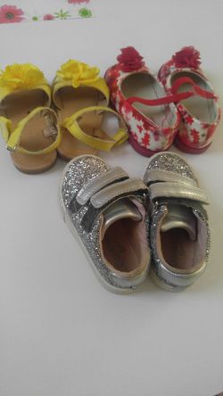 Girls shoes
