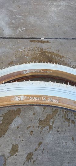26" GT tires white & gum
