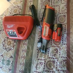 MILWAUKEE 12.VOLT RATCHET 3/8 NEW
