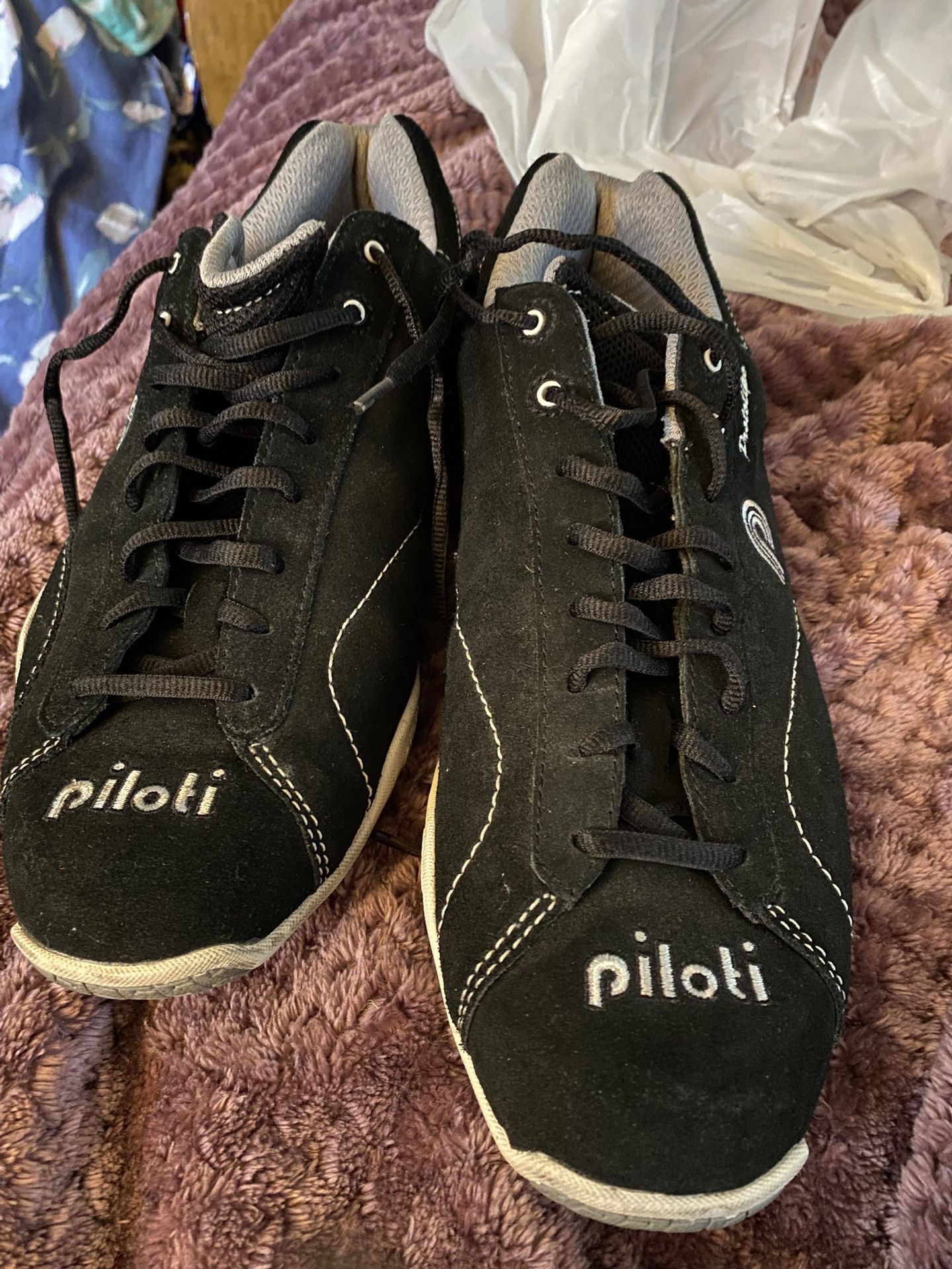Sneakers Piloti Size 10.5