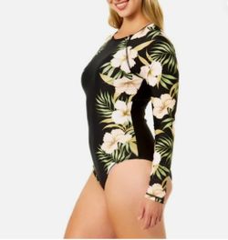 Long sleeve swimsuit