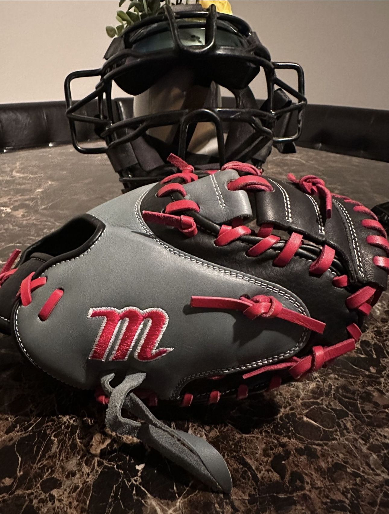 Marucci Youth Caddo Series Catchers Mitt
