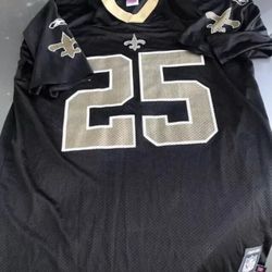 Reggie Bush #25 New Orleans Saints Jersey Size Large NFL