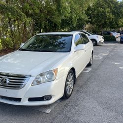 2008 Toyota Avalon Limited Excellent Condition 