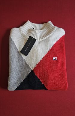 Tommy Hilfiger Women's Argyle Everyday Sweater