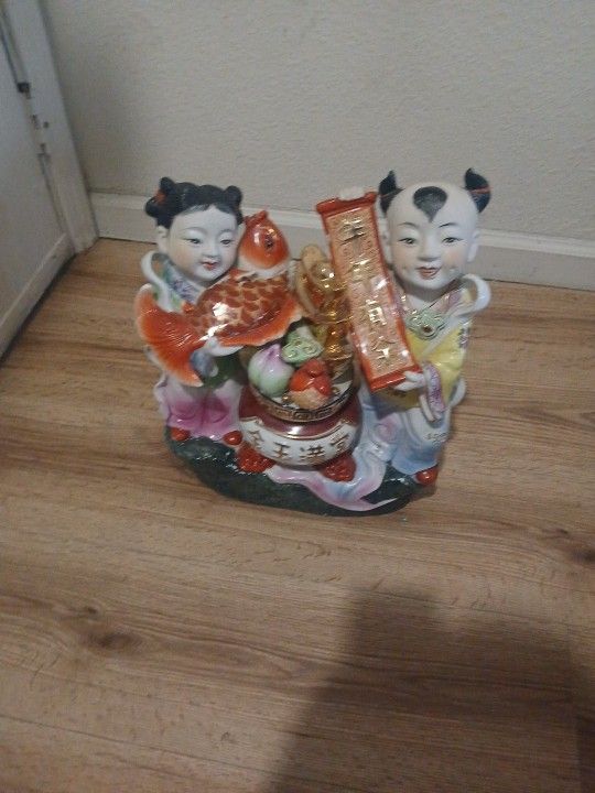Antique Chinese Statue