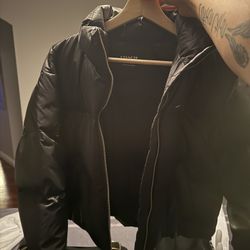 Coach Outlet Women’s Short Crop Puffer 