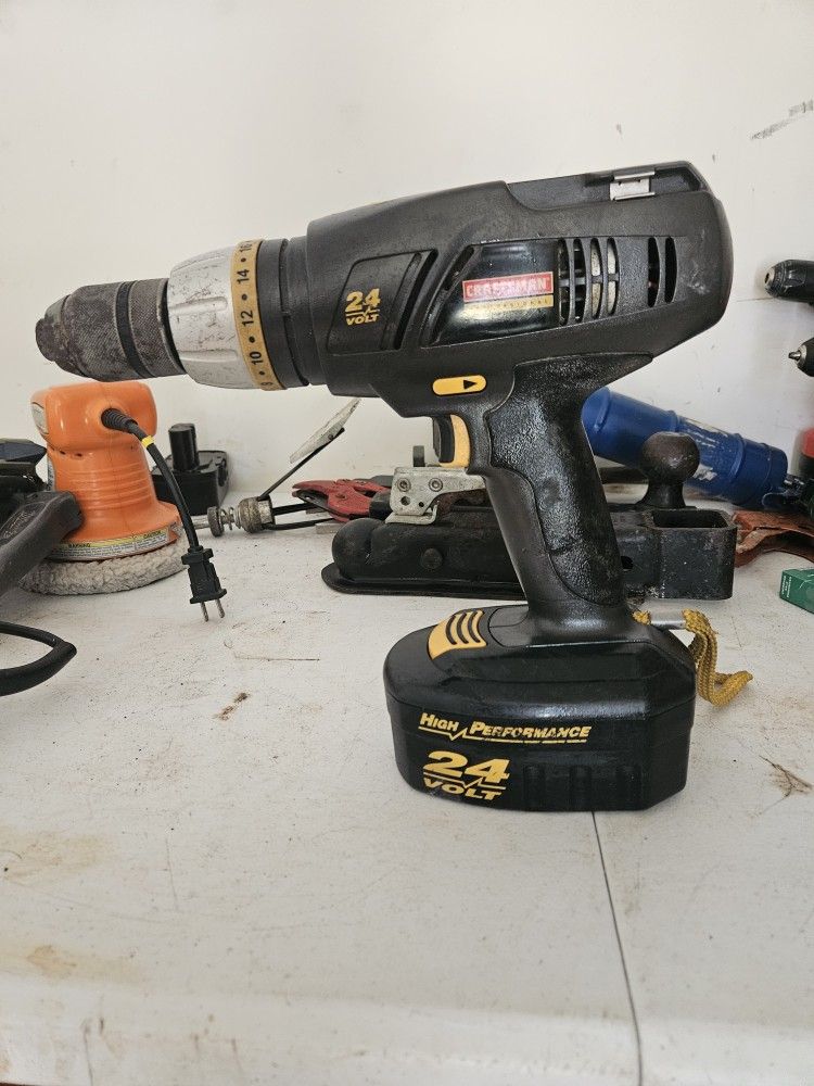 Craftsman High Power 24V Cordless Drill with Battery and Charger