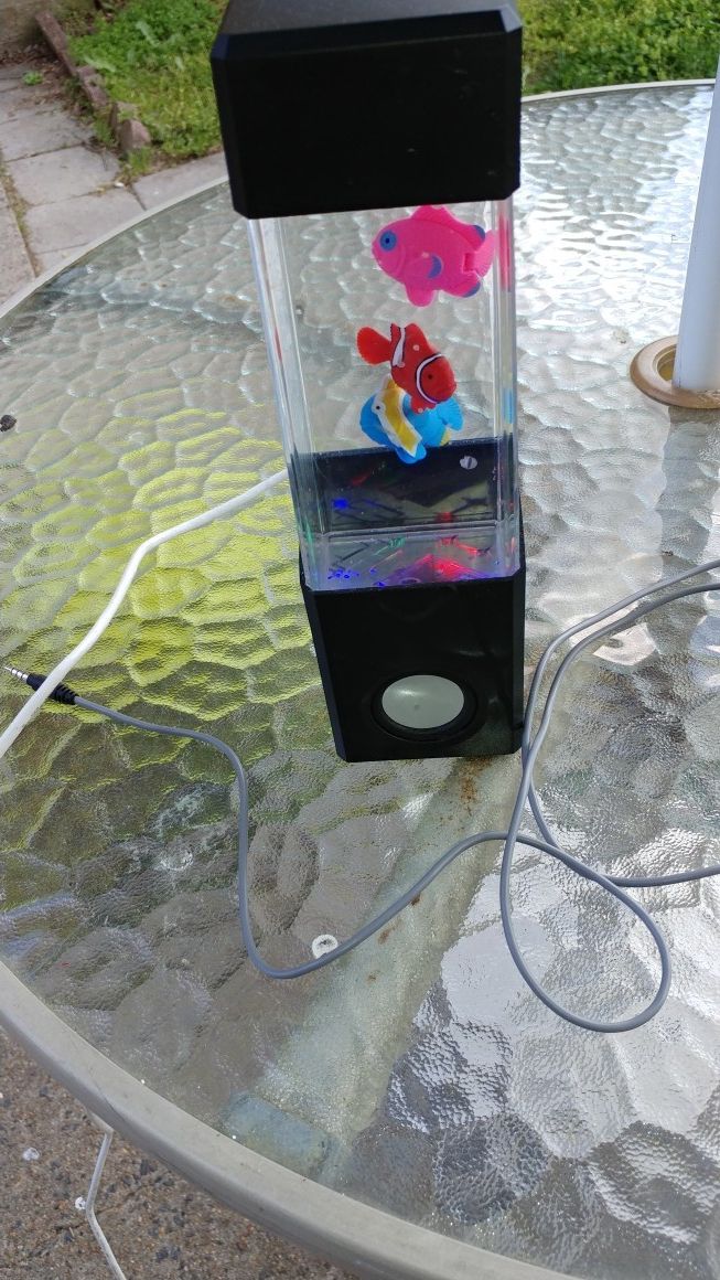 Fish water lamp speaker