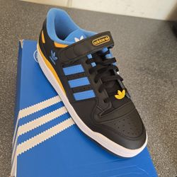 adidas Forum Low
