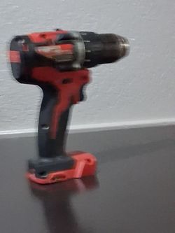 Milwaukee drilll without battery