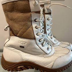 UGG Snowboots- Women's size 11