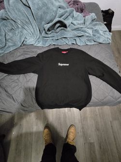 Supreme Sweatshirt Size Large New