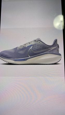 Nike Vomero 17