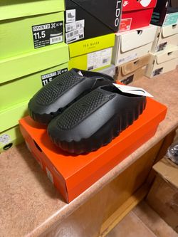 NIKE MIND 001 SLIDE Sz 9 MEN