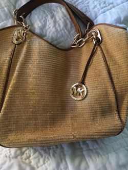Michael Kors straw shoulder bag purse