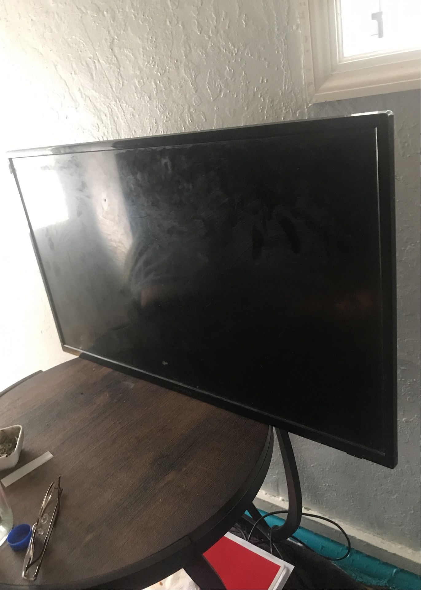 TV
