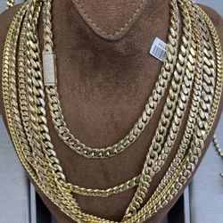 Gold Chain 14 Karat , 65 Per Gram 