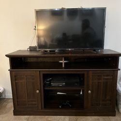 Wood TV Stand