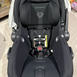 UPPAbaby MESA V2  Infant car Seat