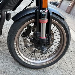 2021Hasqvarna vitpilen 401