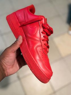 Nike Air Force 1 Triple Red Sneaker