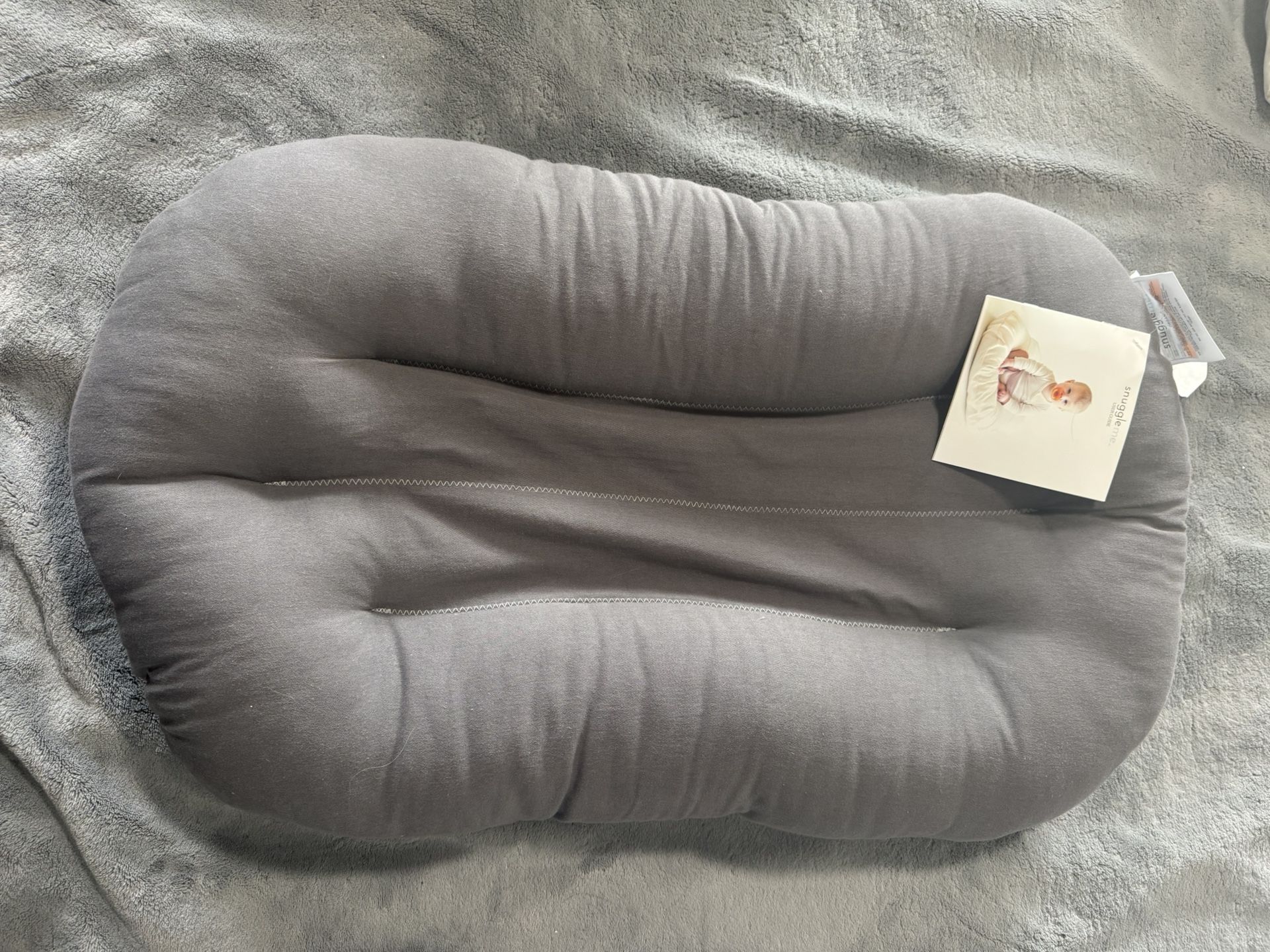 Snuggle me Infant Lounger And Cover