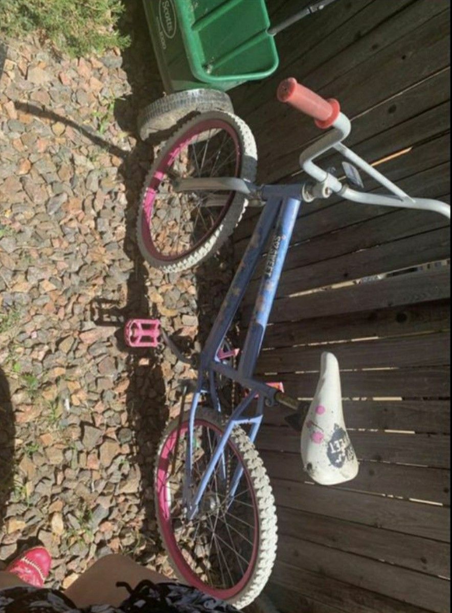 Girls bike