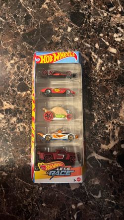 Hot Wheels Let's Race 5-Pack Die-Cast Cars