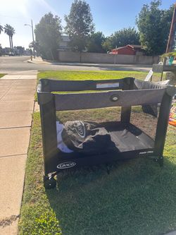 Bassinet playpen