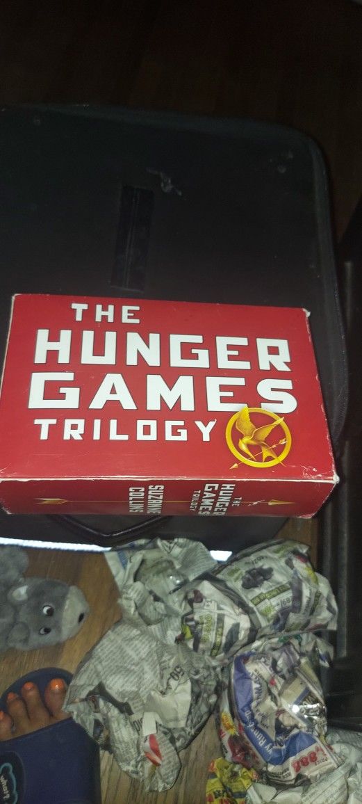 3 Books  The Hunger Games