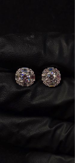 Diamond earrings