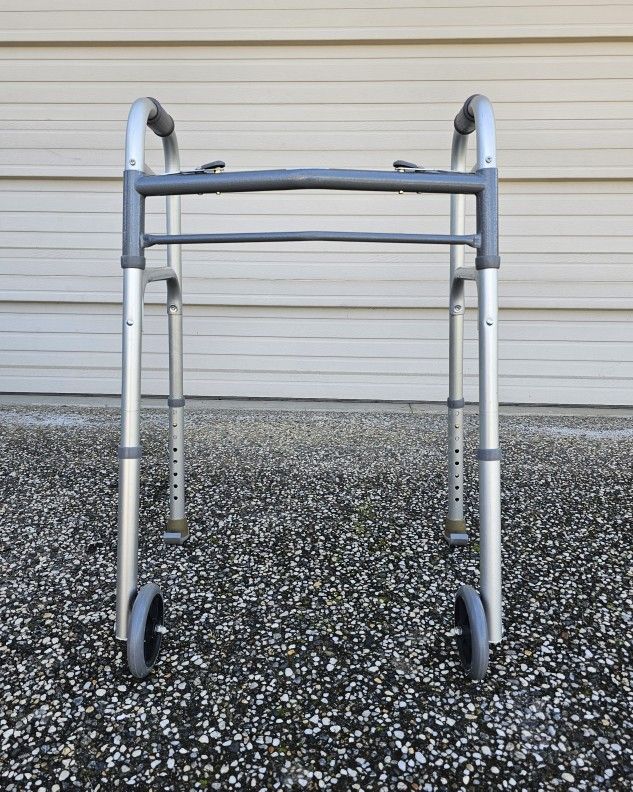 MEDLINE FOLDING WALKER