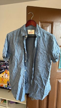 Blue Short Sleeve Button Up Mens M