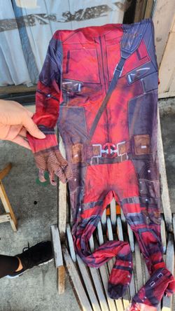 Deadpool costume