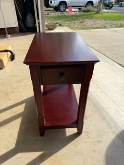Night stand/ end table
