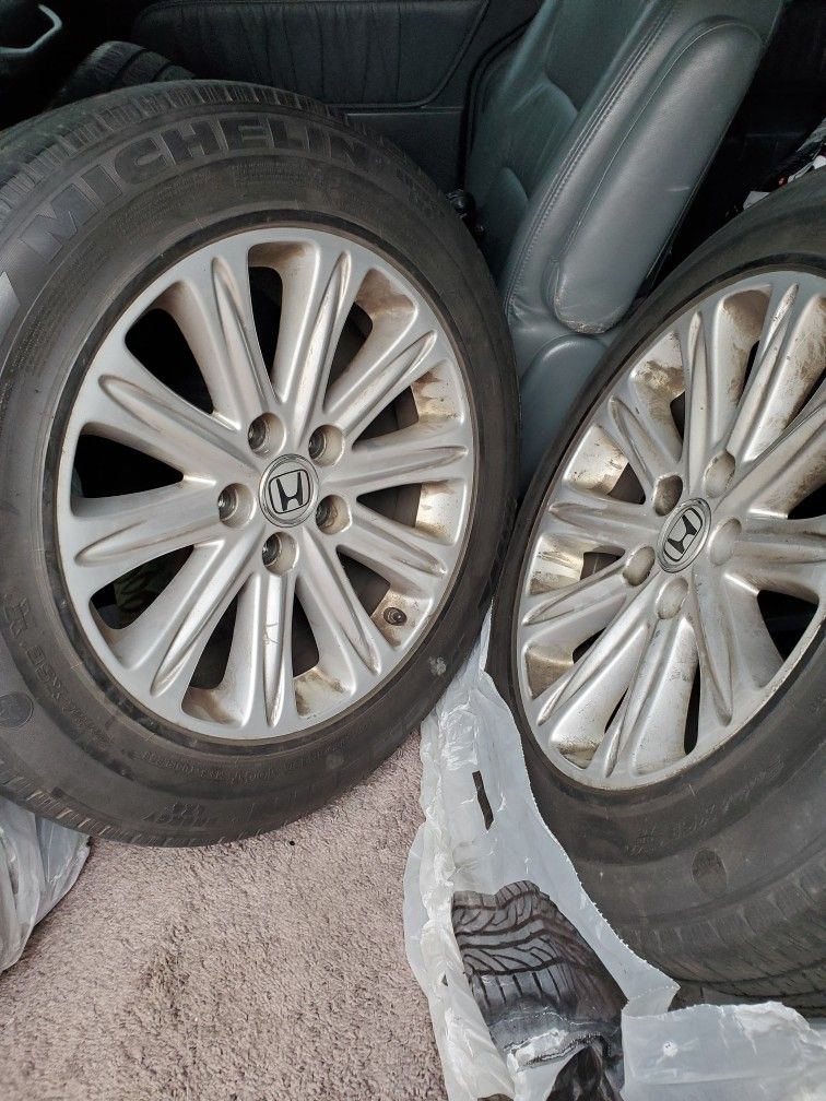 2006 Honda Odyssey Turing Rims