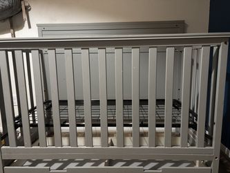 Baby crib