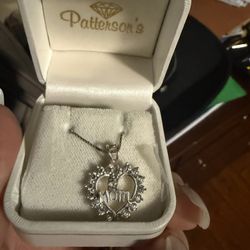 Mom Necklace 