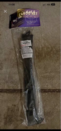 Two retractable cargo cover for SUV Like New!