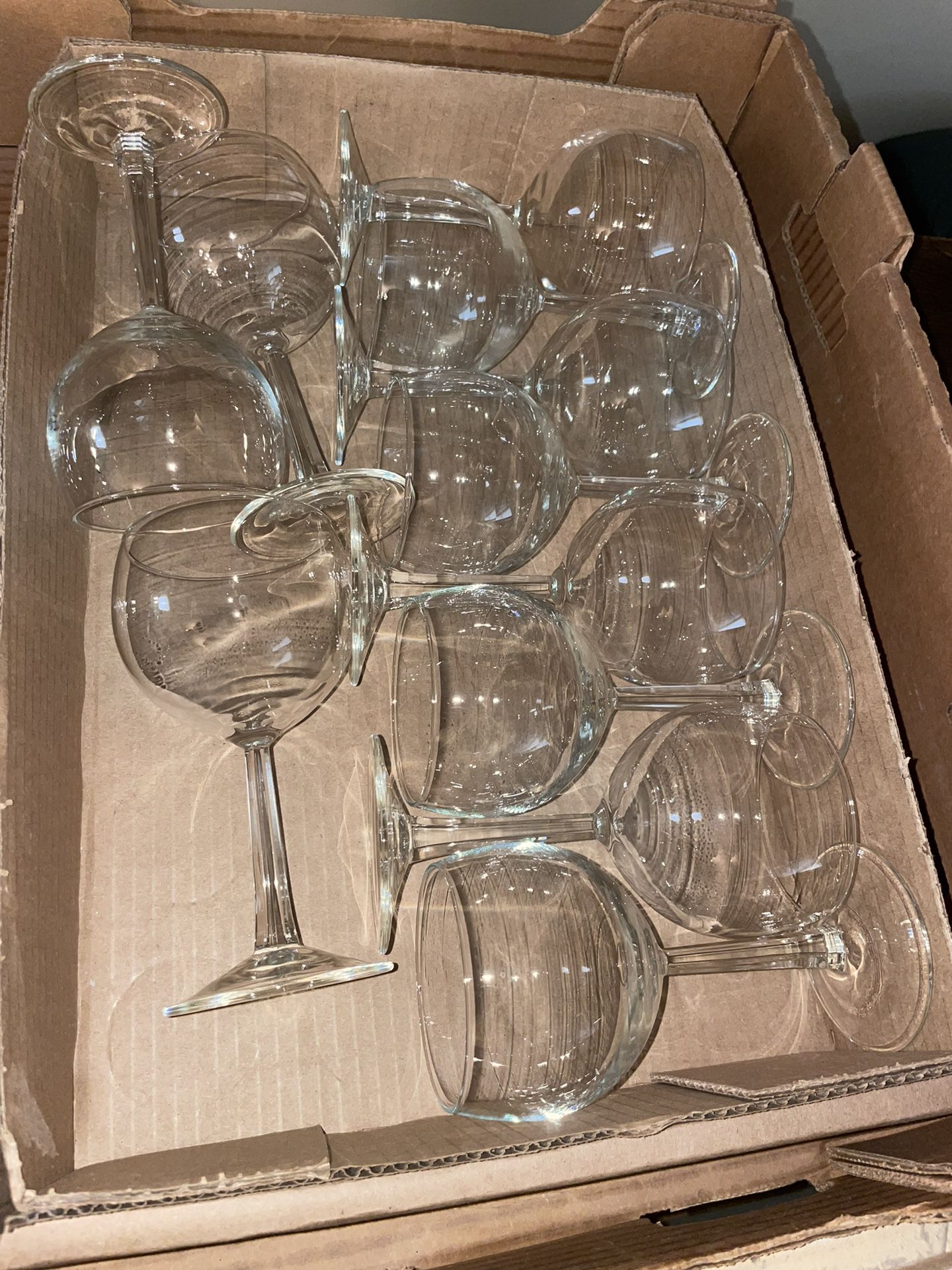 Set Of 19 Wine Glasses