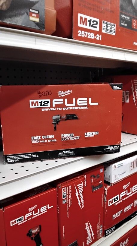 MILWAUKEE M12 FUEL 16 GAUGE VARIABLE SPEED NIBBLER (TOOL ONLY)