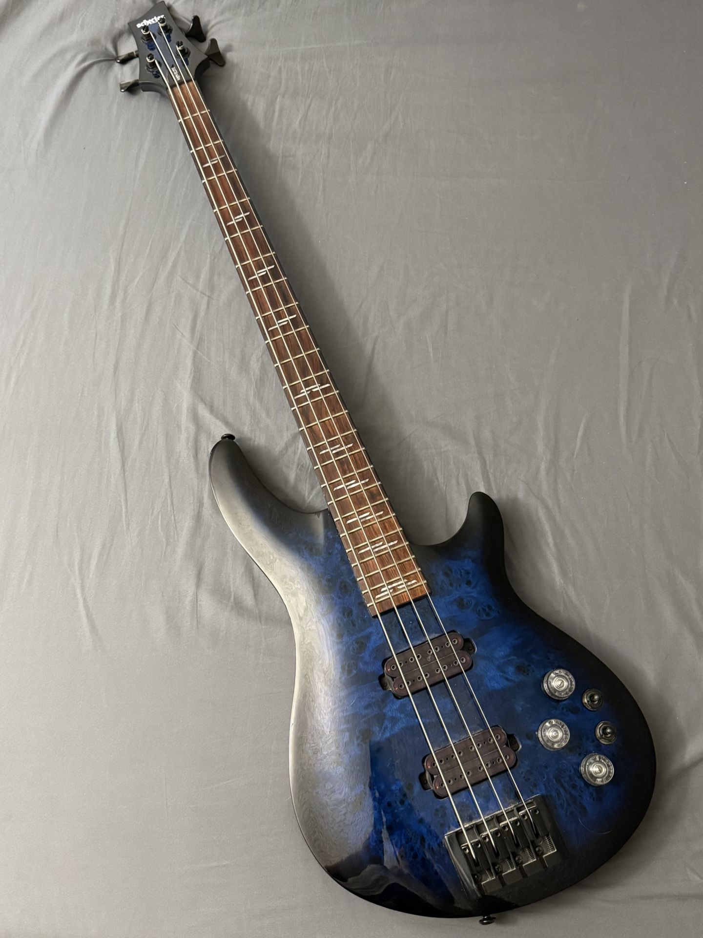 Schecter Omen Elite Bass 4 String