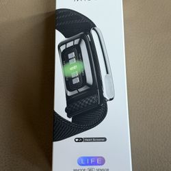 New WHOOP MG + 1 Year WHOOP Life Membership (Sealed)