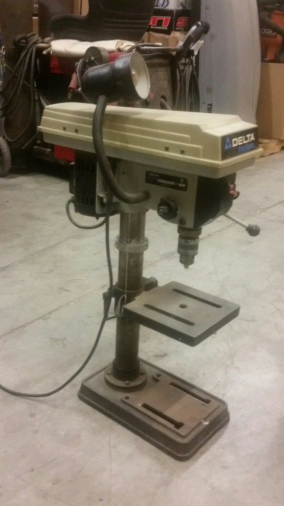 Delta dp200 Shopmaster 10inch drill press for Sale in Chandler, AZ